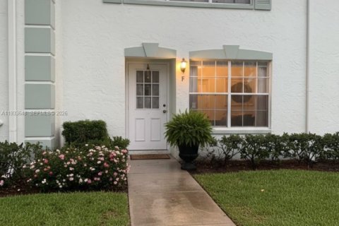 Таунхаус в Уэст-Палм-Бич, Флорида 3 спальни, 144.37м2 № 1995269