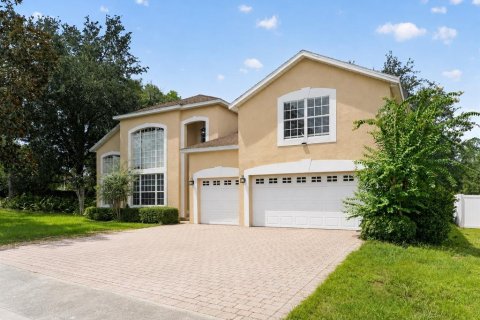 House in Ocoee, Florida 6 bedrooms, 348.66 sq.m. № 2324084