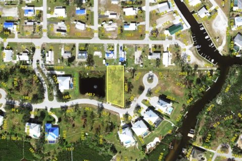Land in Englewood, Florida № 2226573