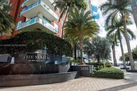 Condo in Miami, Florida, 1 bedroom  № 1997260 - photo 20