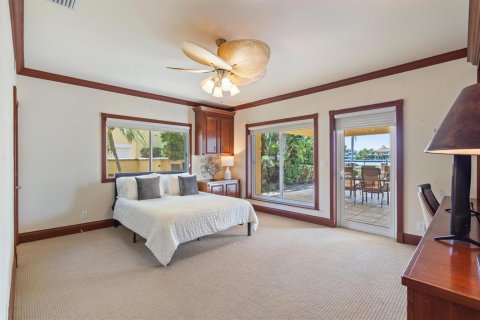 House in Fort Lauderdale, Florida 5 bedrooms, 394.37 sq.m. № 2146297 - photo 10