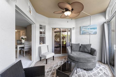 Copropriété à vendre à Boca Raton, Floride: 2 chambres, 101.26 m2 № 2374275 - photo 12