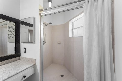 Copropriété à vendre à Boca Raton, Floride: 2 chambres, 101.26 m2 № 2374275 - photo 21