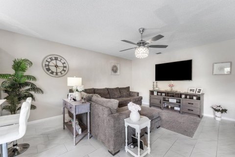 Copropriété à vendre à Boca Raton, Floride: 2 chambres, 101.26 m2 № 2374275 - photo 14