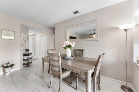 Copropriété à vendre à Boca Raton, Floride: 2 chambres, 101.26 m2 № 2374275 - photo 16