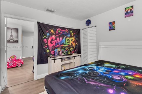 Adosado en venta en Miami, Florida, 3 dormitorios, 87.79 m2 № 2263645 - foto 23