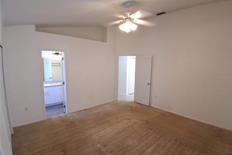 House in Orlando, Florida 3 bedrooms, 124.4 sq.m. № 2377828 - photo 19