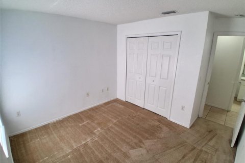 House in Orlando, Florida 3 bedrooms, 124.4 sq.m. № 2377828 - photo 15