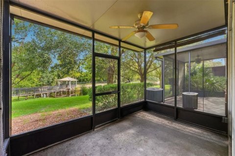 Touwnhouse à vendre à Sanford, Floride: 3 chambres, 156.73 m2 № 2418605 - photo 13