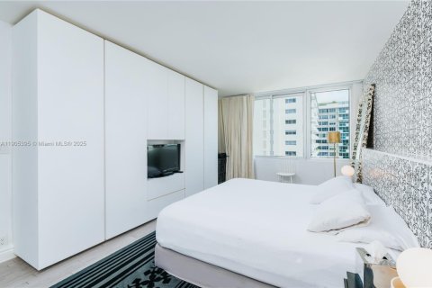 Купить кондоминиум в Майами-Бич, Флорида 1 спальня, 68.84м2, № 1956160 - фото 14