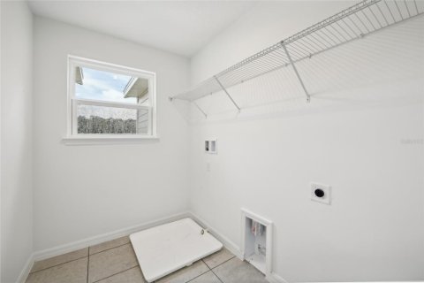 Casa en venta en Haines City, Florida, 5 dormitorios, 226.12 m2 № 1869388 - foto 24