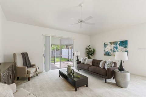 Casa en venta en Wesley Chapel, Florida, 3 dormitorios, 168.15 m2 № 2151527 - foto 19