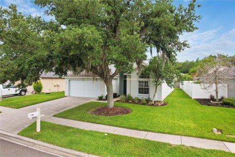 Casa en venta en Wesley Chapel, Florida, 3 dormitorios, 168.15 m2 № 2151527 - foto 3