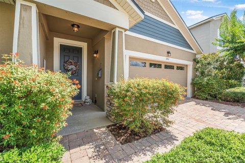House in DeLand, Florida 3 bedrooms, 166.11 sq.m. № 1769147 - photo 3