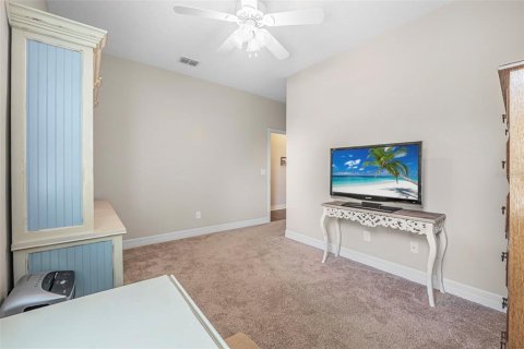 House in DeLand, Florida 3 bedrooms, 166.11 sq.m. № 1769147 - photo 23