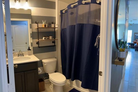Touwnhouse à louer à Apopka, Floride: 4 chambres, 155.8 m2 № 2431052 - photo 6