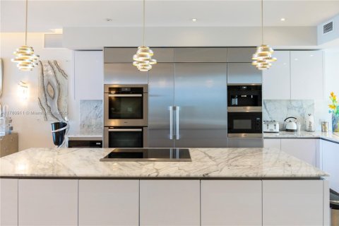 Condominio en alquiler en Aventura, Florida, 3 dormitorios, 274.62 m2 № 1868625 - foto 14