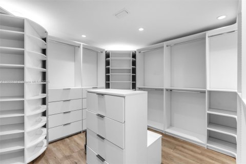 Villa ou maison à vendre à Homestead, Floride: 4 chambres, 268.21 m2 № 1979374 - photo 17