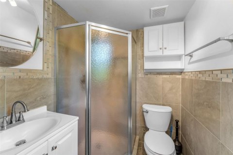 Casa en venta en Homestead, Florida, 4 dormitorios, 268.21 m2 № 1979374 - foto 27