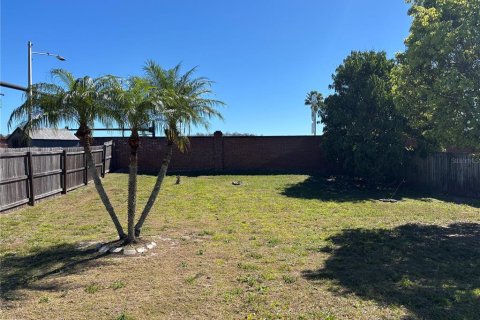 House in Orlando, Florida 3 bedrooms, 171.13 sq.m. № 1598212 - photo 29