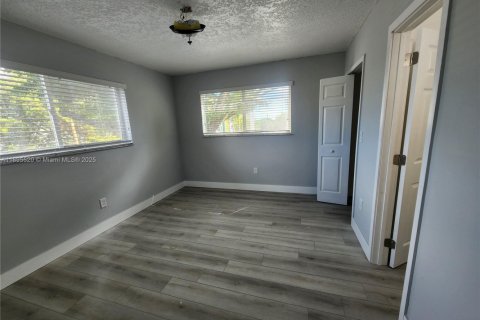 Condominio en venta en Miami, Florida, 2 dormitorios, 78.04 m2 № 2089108 - foto 7