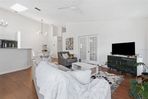 Condominio en venta en Tampa, Florida, 3 dormitorios, 120.96 m2 № 2217884 - foto 6