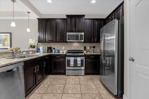 Touwnhouse à louer à Davenport, Floride: 3 chambres, 151.62 m2 № 2345574 - photo 13