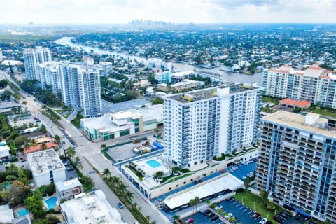 Condominio en venta en Fort Lauderdale, Florida, 2 dormitorios, 106.28 m2 № 1764366 - foto 30