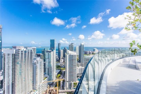 Condo in Miami, Florida, 2 bedrooms  № 1833766 - photo 15
