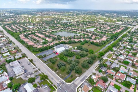 Land in Pembroke Pines, Florida № 1862269 - photo 8