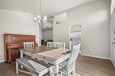 Casa en venta en Wesley Chapel, Florida, 3 dormitorios, 141.86 m2 № 1919438 - foto 8