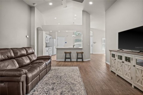 Casa en venta en Wesley Chapel, Florida, 3 dormitorios, 141.86 m2 № 1919438 - foto 7