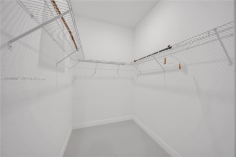 Villa ou maison à vendre à Lehigh Acres, Floride: 4 chambres, 191.1 m2 № 2390472 - photo 22