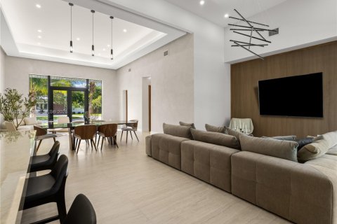 Снять в аренду виллу или дом в Майами, Флорида 6 спален, 314.2м2, № 1955923 - фото 20