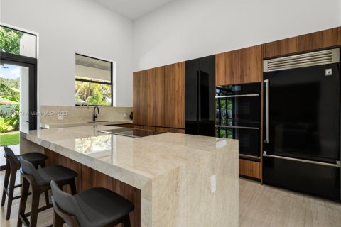 Снять в аренду виллу или дом в Майами, Флорида 6 спален, 314.2м2, № 1955923 - фото 13