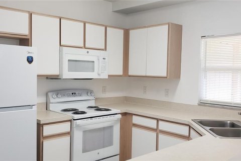 Touwnhouse à louer à Riverview, Floride: 2 chambres, 126.16 m2 № 2227661 - photo 7