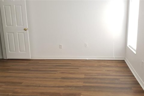 Touwnhouse à louer à Riverview, Floride: 2 chambres, 126.16 m2 № 2227661 - photo 15