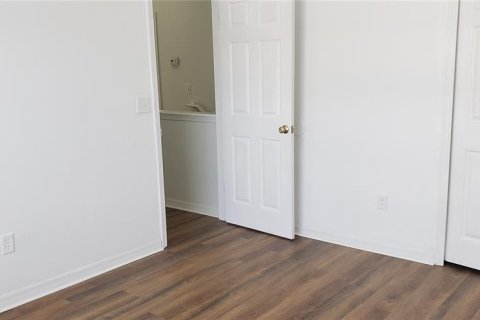 Touwnhouse à louer à Riverview, Floride: 2 chambres, 126.16 m2 № 2227661 - photo 11