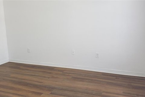 Touwnhouse à louer à Riverview, Floride: 2 chambres, 126.16 m2 № 2227661 - photo 10