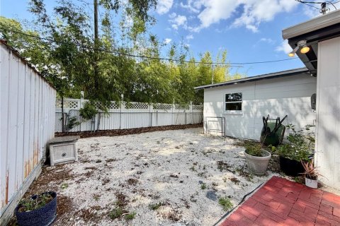 House in Saint Petersburg, Florida 2 bedrooms, 90.3 sq.m. № 2393675 - photo 23