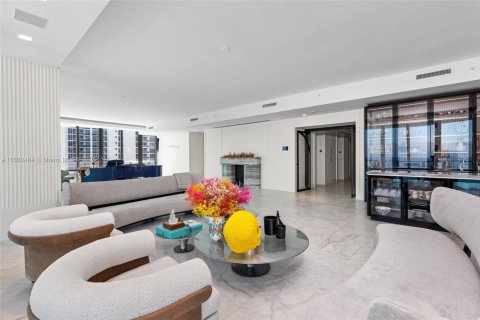 Condo in Sunny Isles Beach, Florida, 4 bedrooms  № 1889695 - photo 6