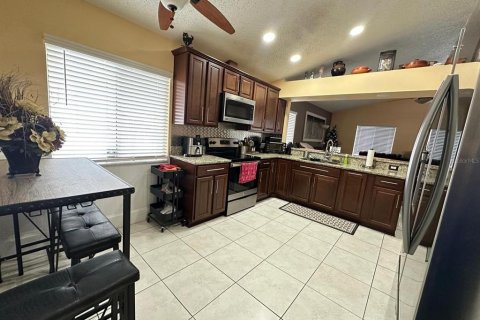 Villa ou maison à vendre à Kissimmee, Floride: 3 chambres, 149.67 m2 № 2395691 - photo 17