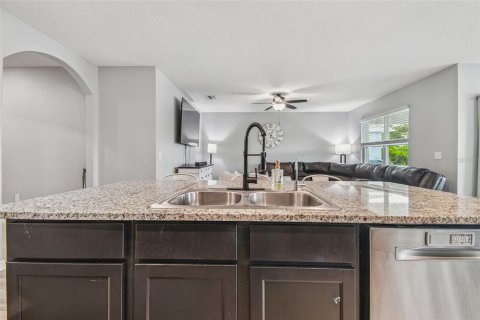 House in Riverview, Florida 3 bedrooms, 155.7 sq.m. № 1894649 - photo 8