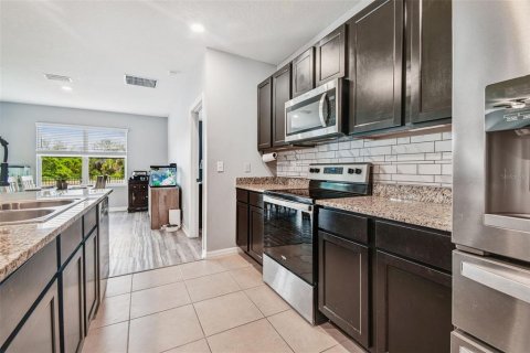 House in Riverview, Florida 3 bedrooms, 155.7 sq.m. № 1894649 - photo 9