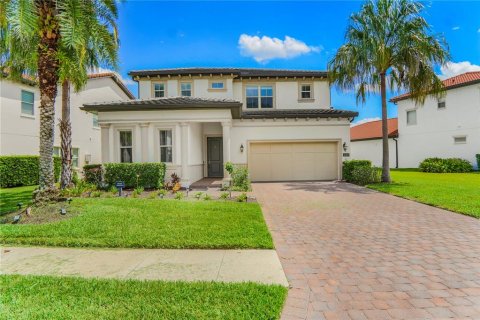 Casa en Orlando, Florida 5 dormitorios, 361.02 m2 № 2334185
