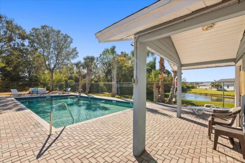 House in Oldsmar, Florida 2 bedrooms, 120.4 sq.m. № 1564832 - photo 3