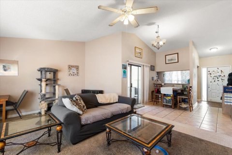 House in Oldsmar, Florida 2 bedrooms, 120.4 sq.m. № 1564832 - photo 5