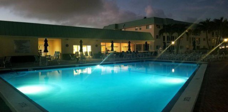 Condo in Boynton Beach, Florida, 1 bedroom  № 1033885