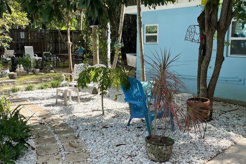 Villa ou maison à vendre à Miami, Floride: 5 chambres, 296.54 m2 № 1932144 - photo 19