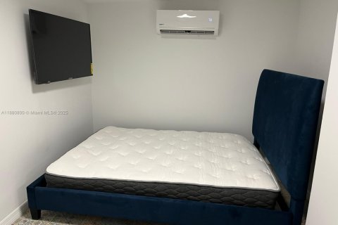 Villa ou maison à vendre à Miami, Floride: 5 chambres, 296.54 m2 № 1932144 - photo 22